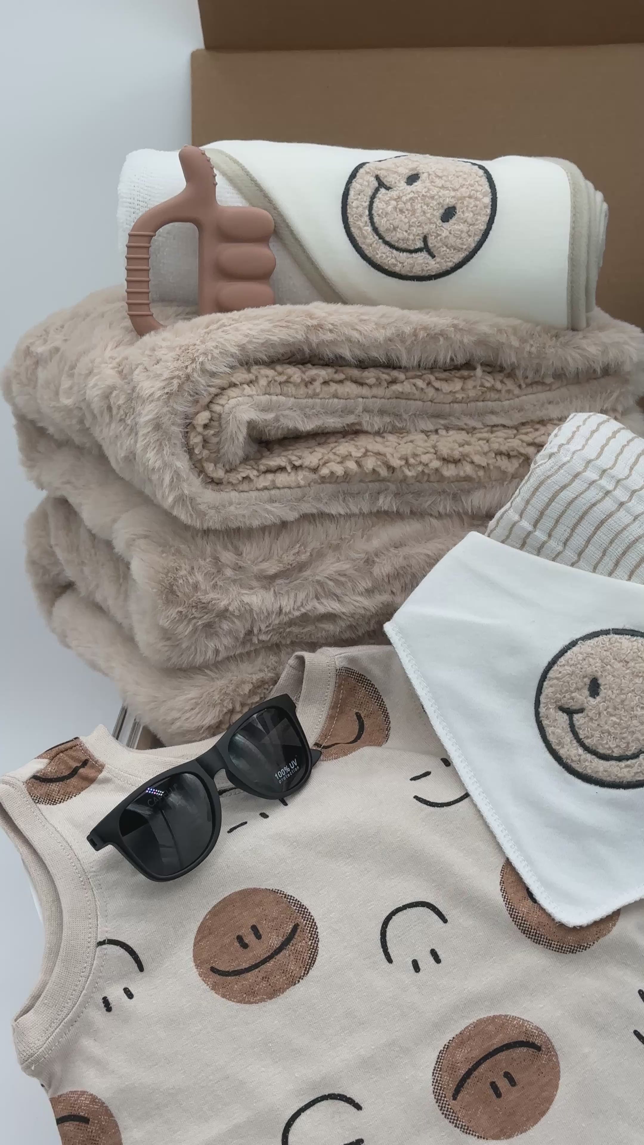 Soft Smiles Luxury Baby Gift Box | Gender Neutral New Baby Gift